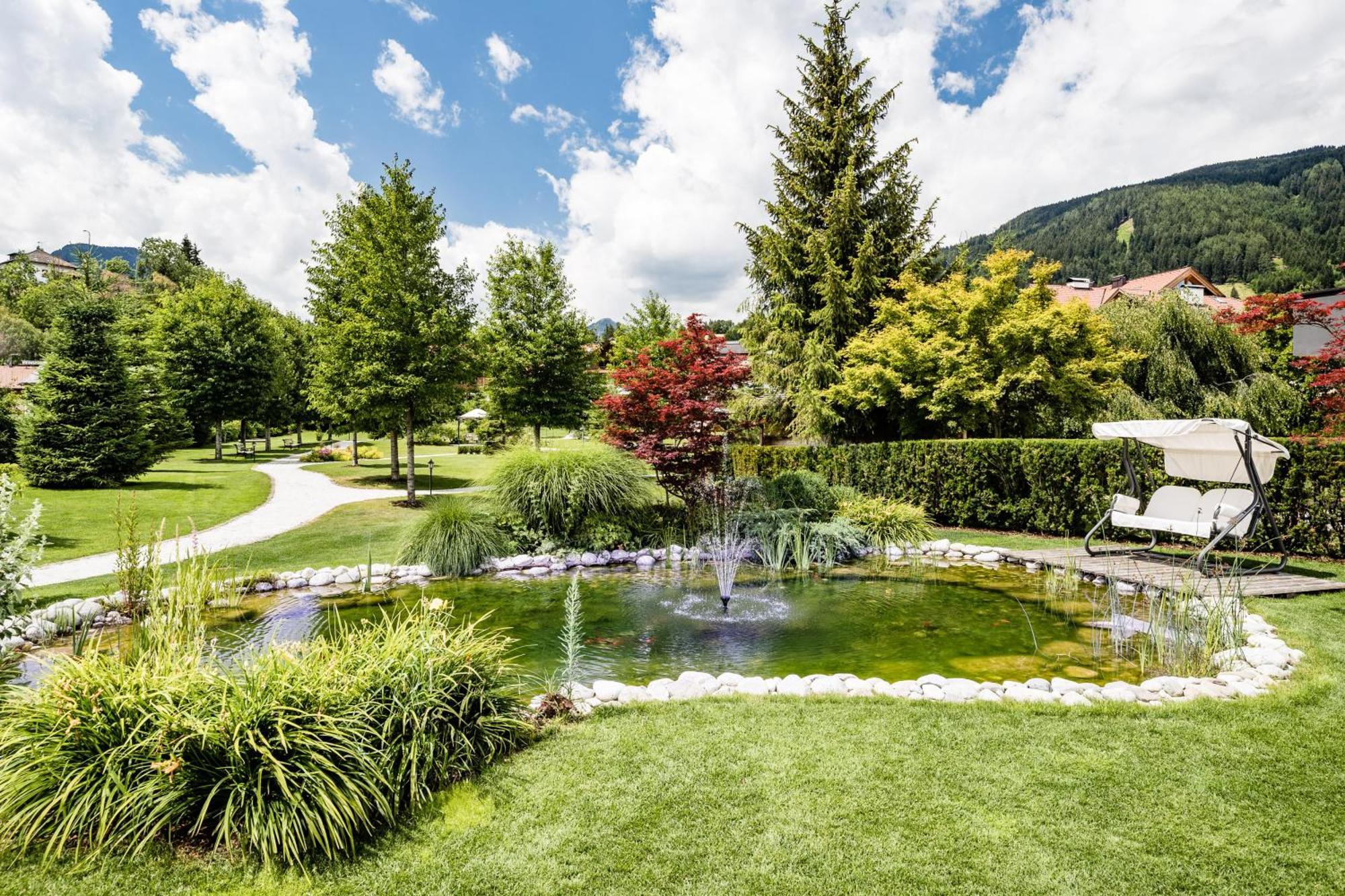 Engels Park Випитено Экстерьер фото